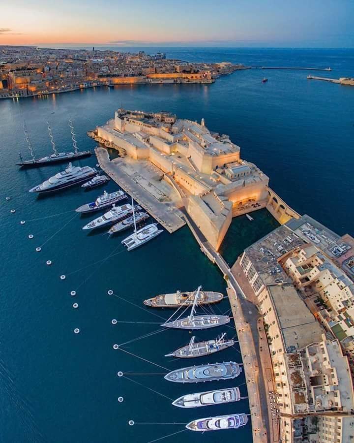 Bed and Breakfast Casa Maria Tereza Cospicua Екстер'єр фото