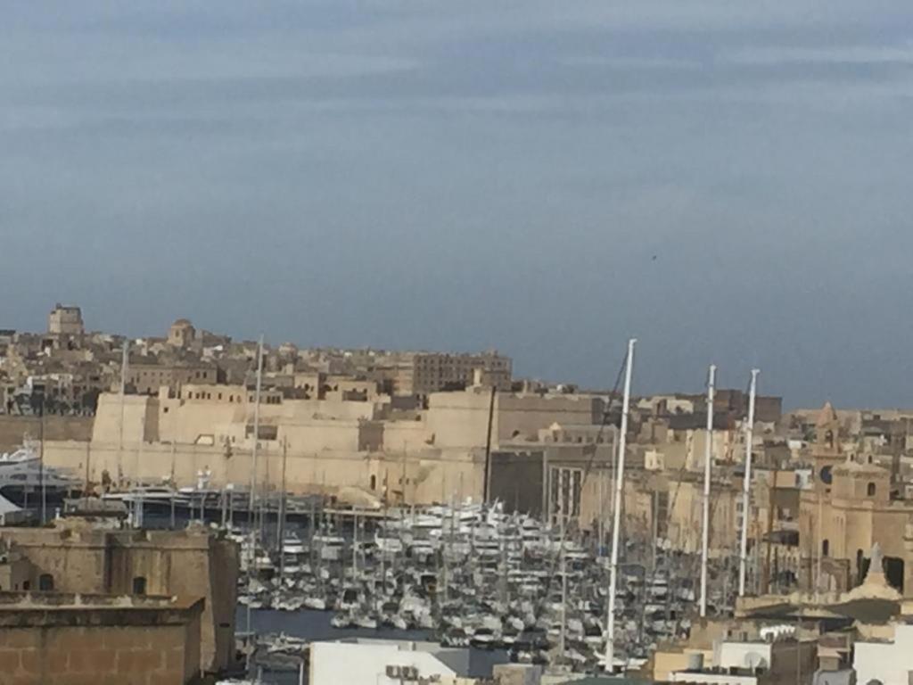 Bed and Breakfast Casa Maria Tereza Cospicua Екстер'єр фото